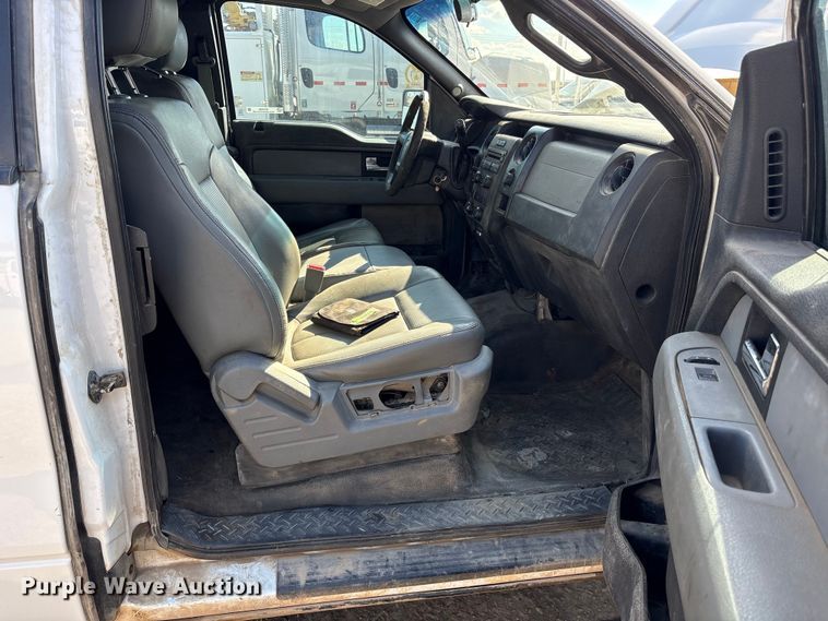 image for item ET7239 2014 Ford F150 SuperCab pickup truck