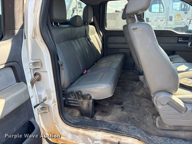 image for item ET7239 2014 Ford F150 SuperCab pickup truck