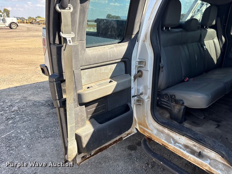 image for item ET7239 2014 Ford F150 SuperCab pickup truck