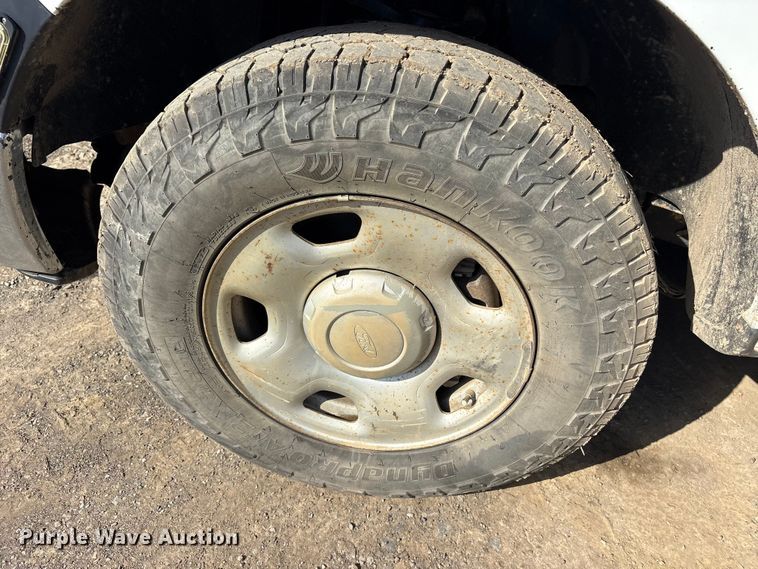 image for item ET7239 2014 Ford F150 SuperCab pickup truck