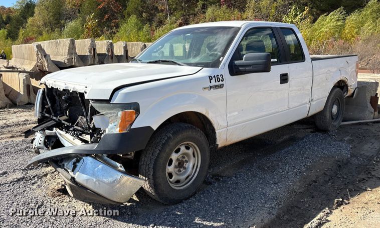 image for item ET7241 2013 Ford F150 SuperCab pickup truck