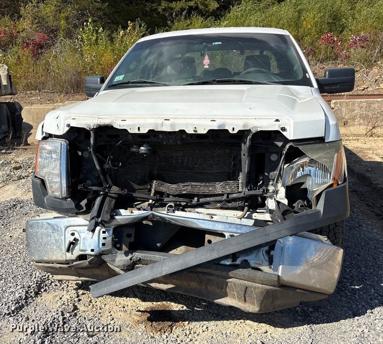 image for item ET7241 2013 Ford F150 SuperCab pickup truck