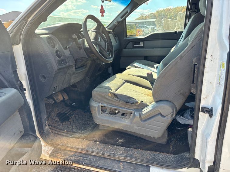 image for item ET7241 2013 Ford F150 SuperCab pickup truck