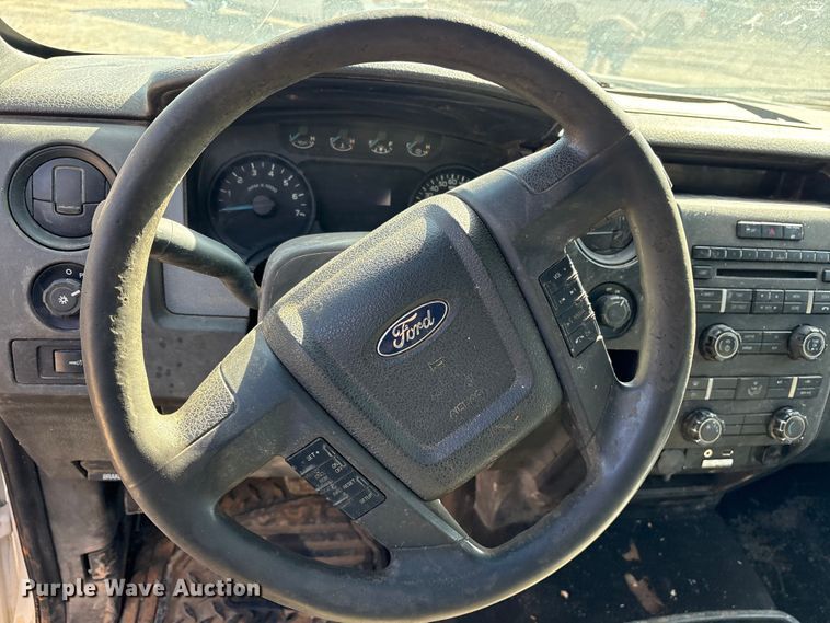 image for item ET7241 2013 Ford F150 SuperCab pickup truck