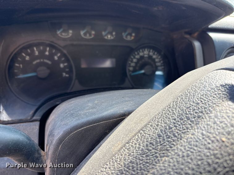 image for item ET7241 2013 Ford F150 SuperCab pickup truck