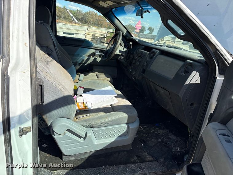 image for item ET7241 2013 Ford F150 SuperCab pickup truck