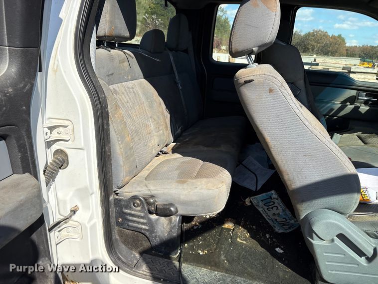 image for item ET7241 2013 Ford F150 SuperCab pickup truck