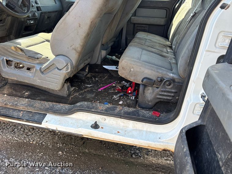 image for item ET7241 2013 Ford F150 SuperCab pickup truck