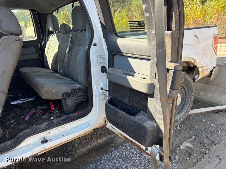 image for item ET7241 2013 Ford F150 SuperCab pickup truck