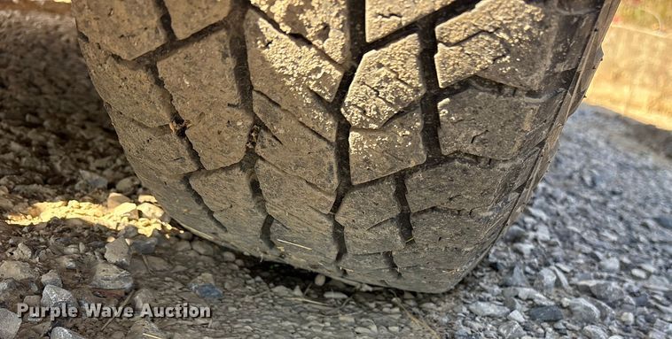 image for item ET7241 2013 Ford F150 SuperCab pickup truck