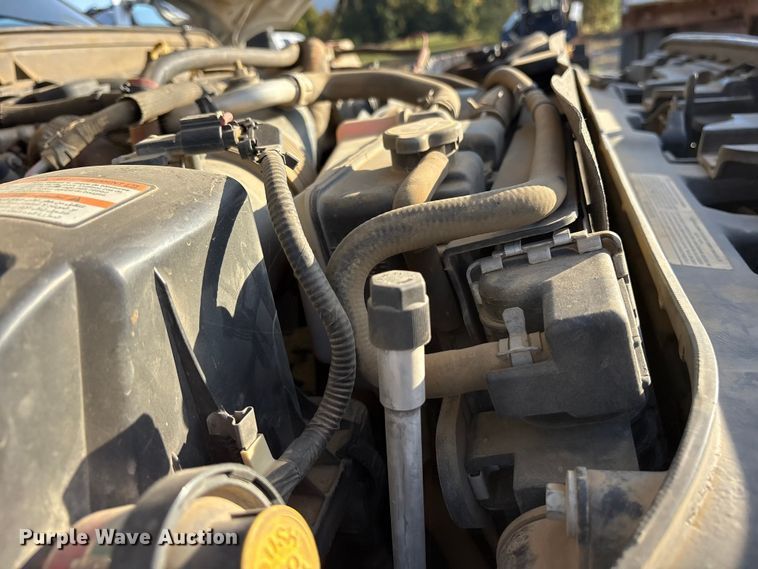 image for item ET7248 2013 Ford F-550 bale bed truck