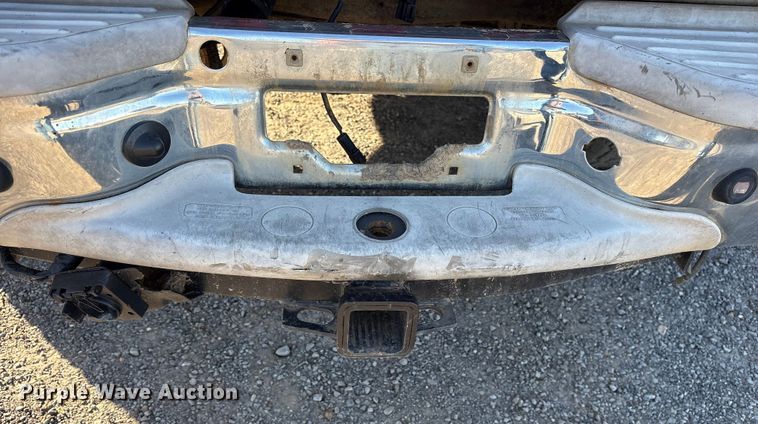 image for item ET7249 2007 Ford F-350 Crew Cab pickup truck