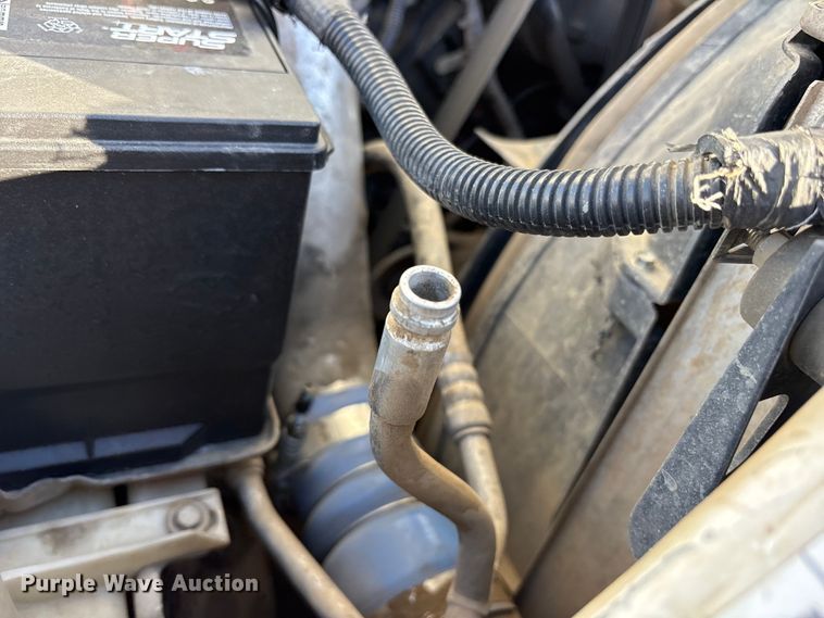 image for item ET7249 2007 Ford F-350 Crew Cab pickup truck