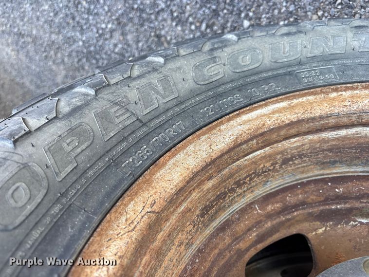 image for item ET7249 2007 Ford F-350 Crew Cab pickup truck