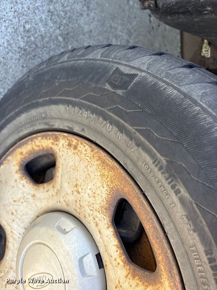 image for item ET7297 2009 Ford F150 pickup truck