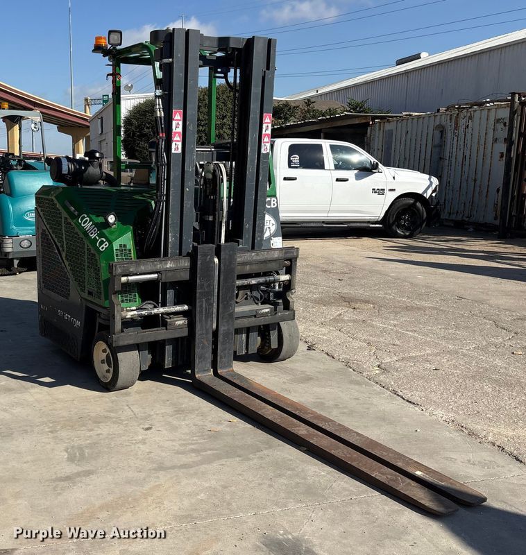 MONTACARGAS 2016 COMBILIFT C6000CB