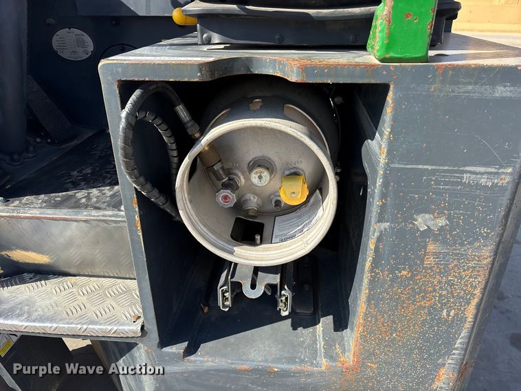 image for item ET7303 2016 Combilift C6000CB forklift