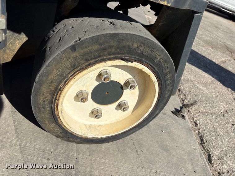 image for item ET7303 2016 Combilift C6000CB forklift