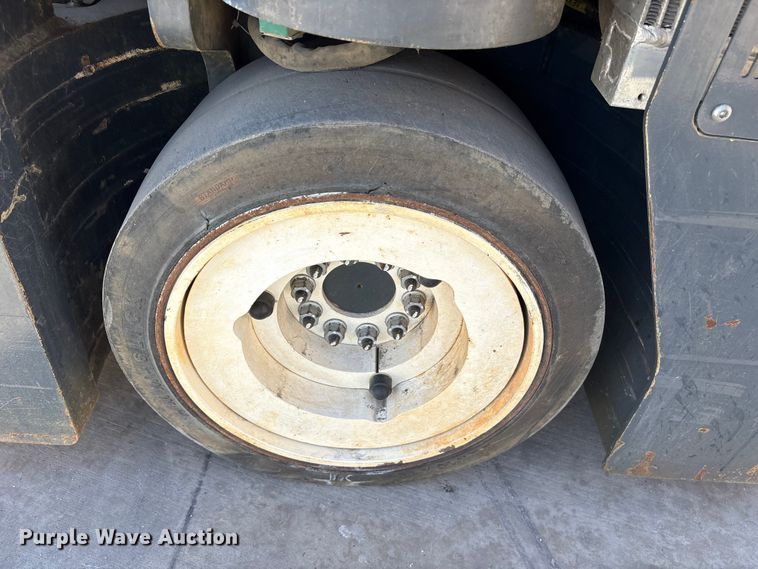 image for item ET7303 2016 Combilift C6000CB forklift