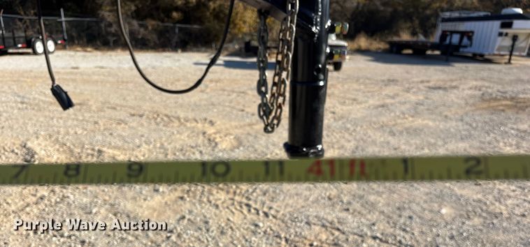 image for item ET7312 2011 Top Hat OTWG32X8.5-22.5E-F equipment trailer