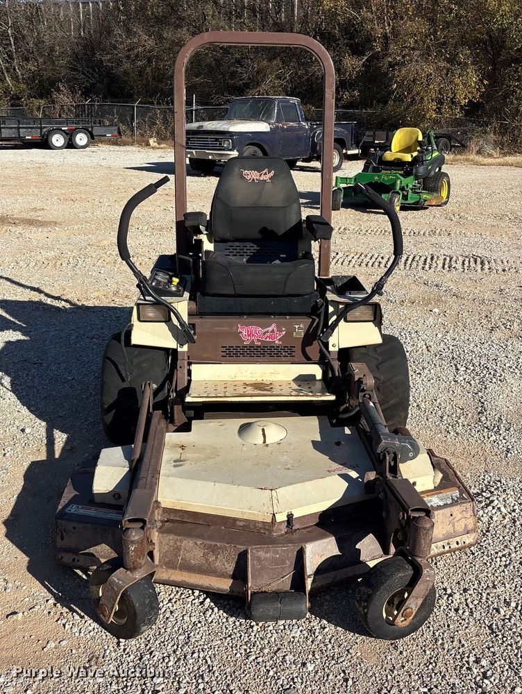 image for item ET7313 Grasshopper 725DT6 ZTR lawn mower