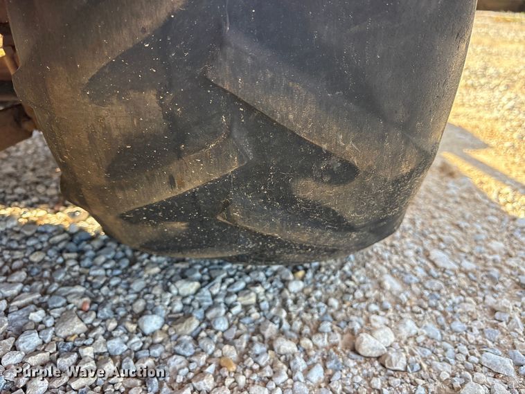 image for item ET7313 Grasshopper 725DT6 ZTR lawn mower