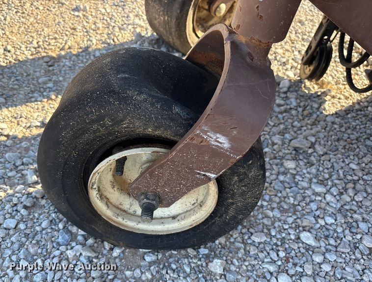 image for item ET7313 Grasshopper 725DT6 ZTR lawn mower