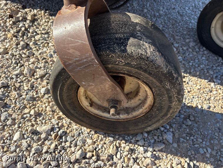 image for item ET7313 Grasshopper 725DT6 ZTR lawn mower