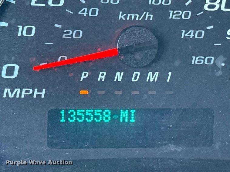 image for item ET7316 2019 Chevrolet Express 2500 van