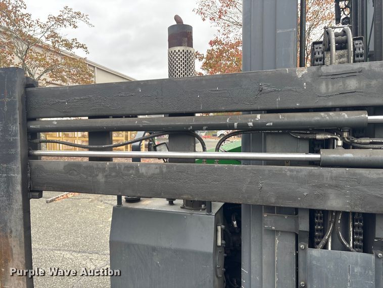 image for item ET8598 2016 CombiLift C8000 forklift