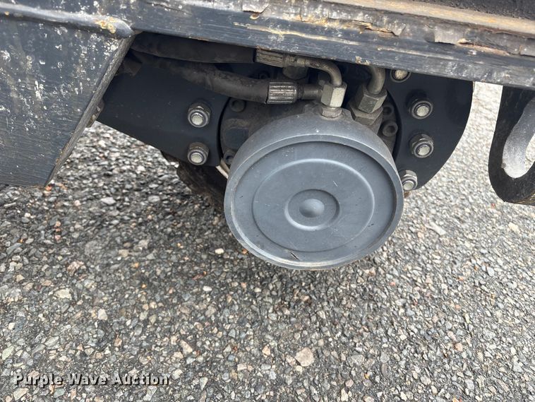 image for item ET8598 2016 CombiLift C8000 forklift