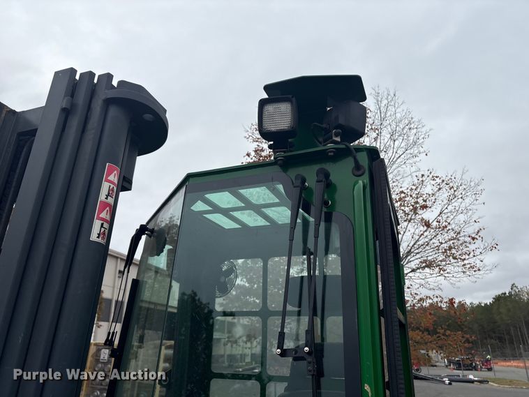 image for item ET8598 2016 CombiLift C8000 forklift