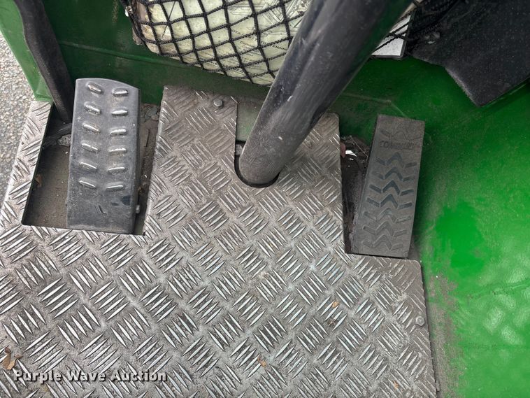 image for item ET8598 2016 CombiLift C8000 forklift