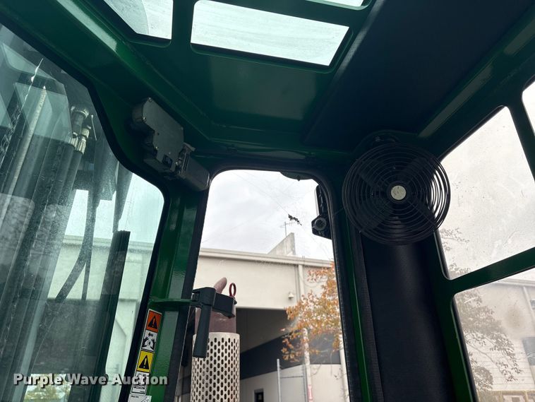 image for item ET8598 2016 CombiLift C8000 forklift