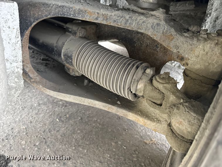 image for item ET8605 2015 Nissan PF80YLP forklift