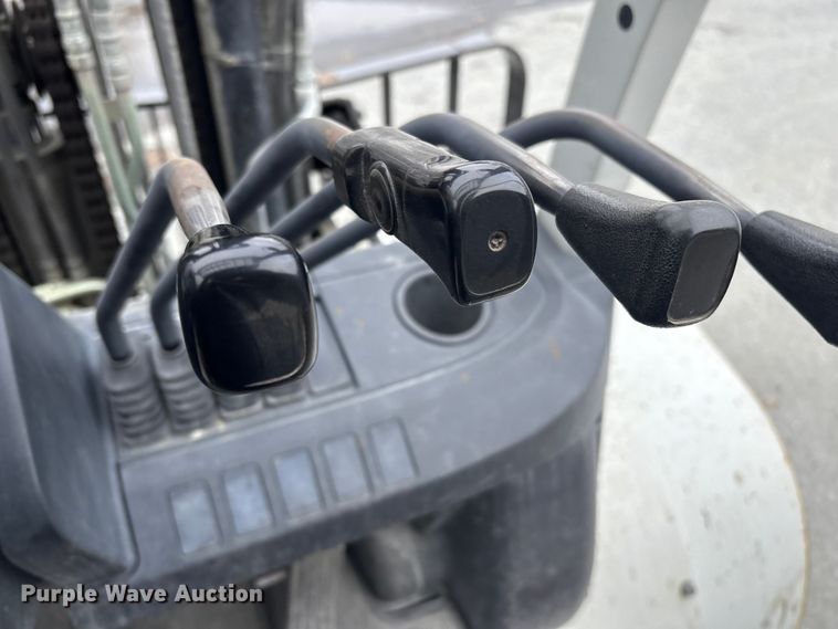 image for item ET8605 2015 Nissan PF80YLP forklift