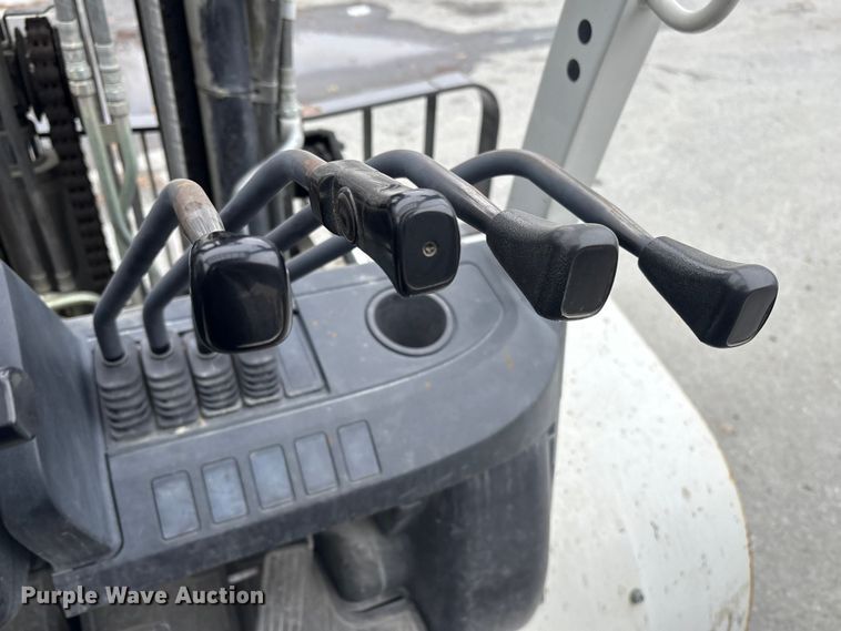 image for item ET8605 2015 Nissan PF80YLP forklift