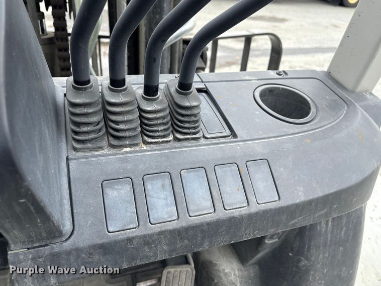 image for item ET8605 2015 Nissan PF80YLP forklift