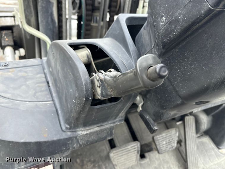 image for item ET8605 2015 Nissan PF80YLP forklift