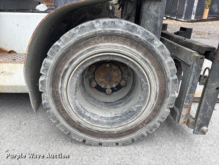 image for item ET8605 2015 Nissan PF80YLP forklift