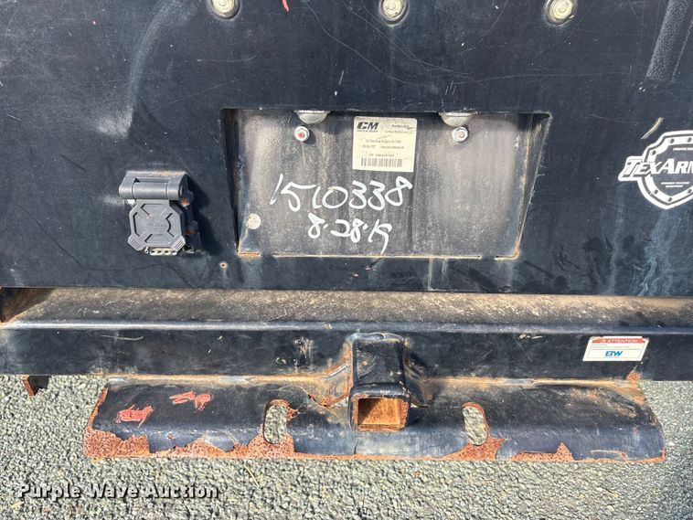 image for item ET8616 2005 Ford F350 Super Duty XLT Crew Cab flatbed pickup truck