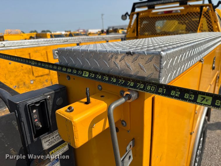 image for item EU2228 2020 Ford F350 Super Duty utility bed pickup truck