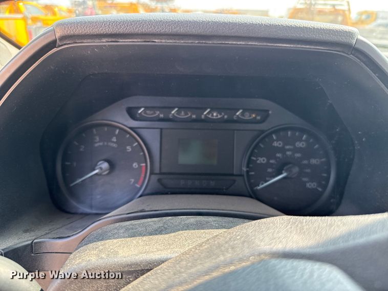 image for item EU2228 2020 Ford F350 Super Duty utility bed pickup truck