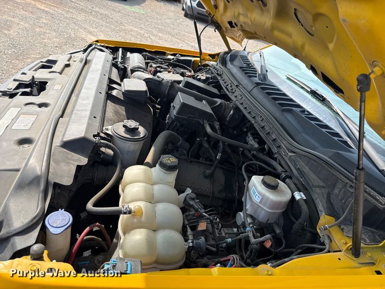 image for item EU2228 2020 Ford F350 Super Duty utility bed pickup truck