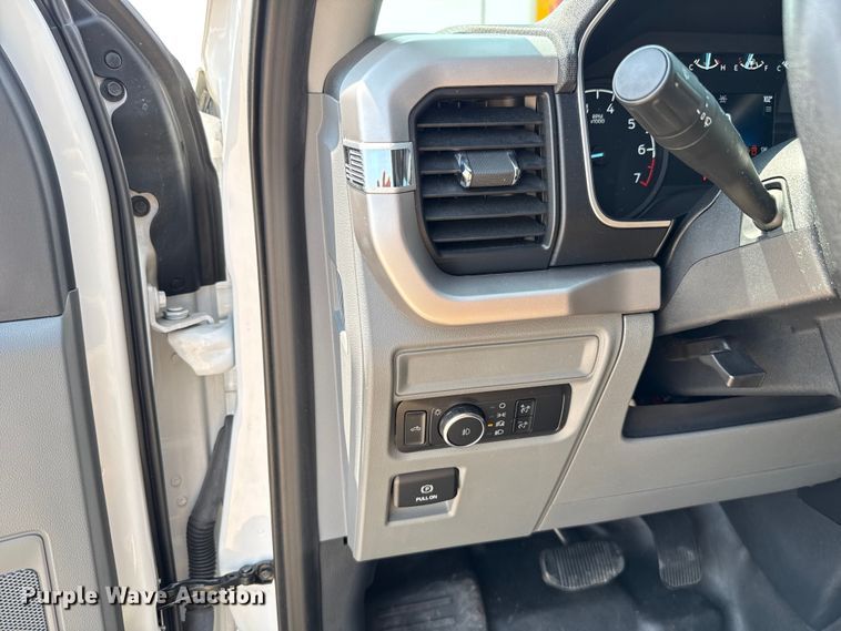 image for item EU2230 2022 Ford F150 SuperCrew pickup truck