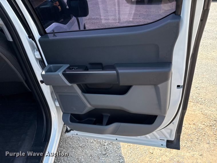 image for item EU2230 2022 Ford F150 SuperCrew pickup truck