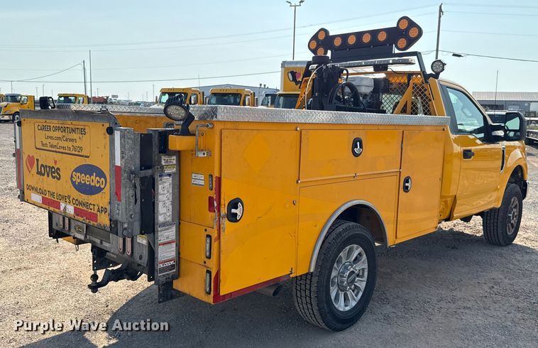 image for item EU2240 2021 Ford F350 Super Duty utility bed pickup truck