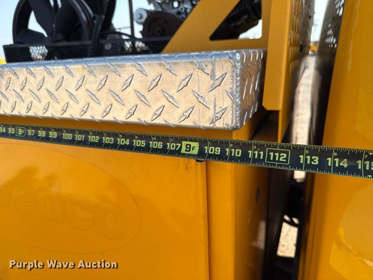 image for item EU2240 2021 Ford F350 Super Duty utility bed pickup truck