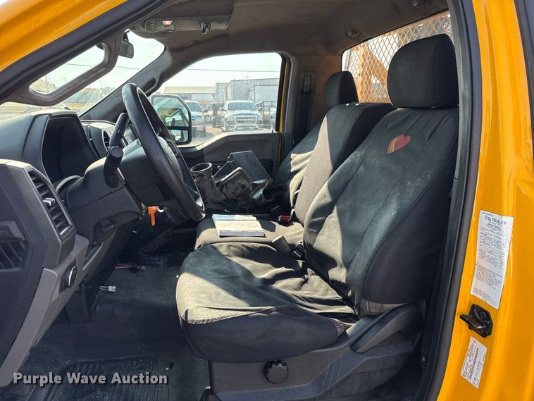 image for item EU2240 2021 Ford F350 Super Duty utility bed pickup truck