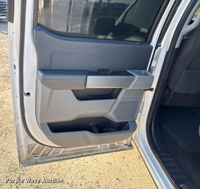 image for item EU2246 2022 Ford F150 SuperCrew pickup truck